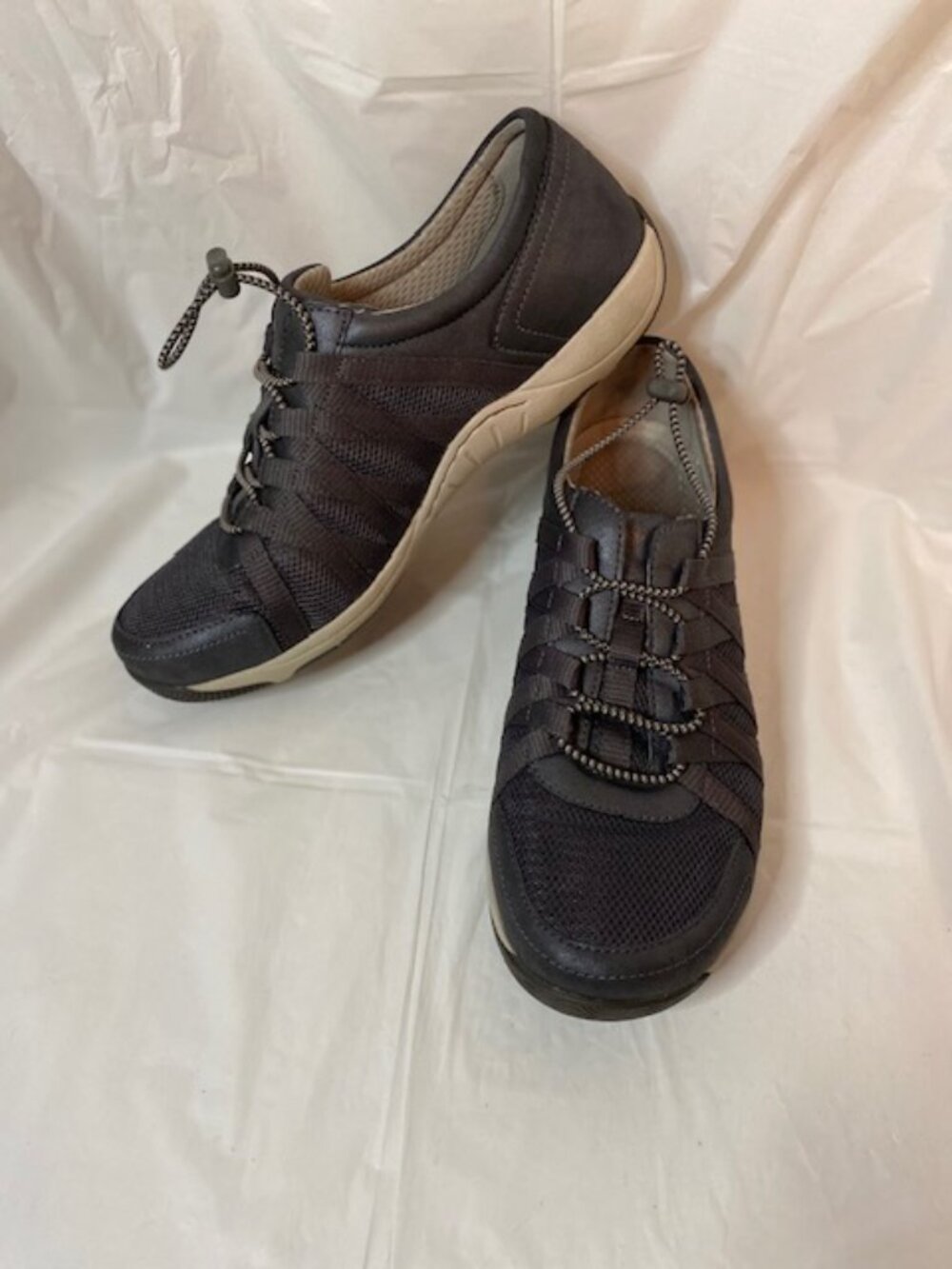 Dansko Honor Charcoal Gray Leather/Mesh Sneakers, Women's Size EU 40/US 9.5--10
